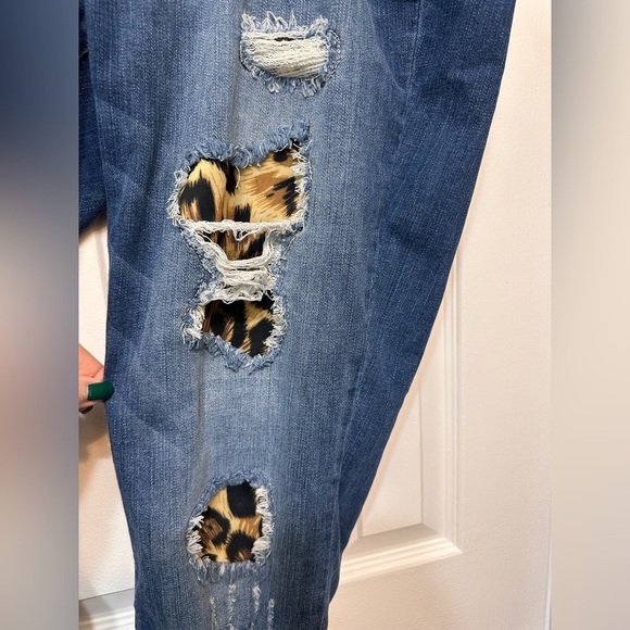 Judy Blue Jeans Skinny Fit Animal Print Cheetah Leopard Patch Distressed - Picture 5 of 7